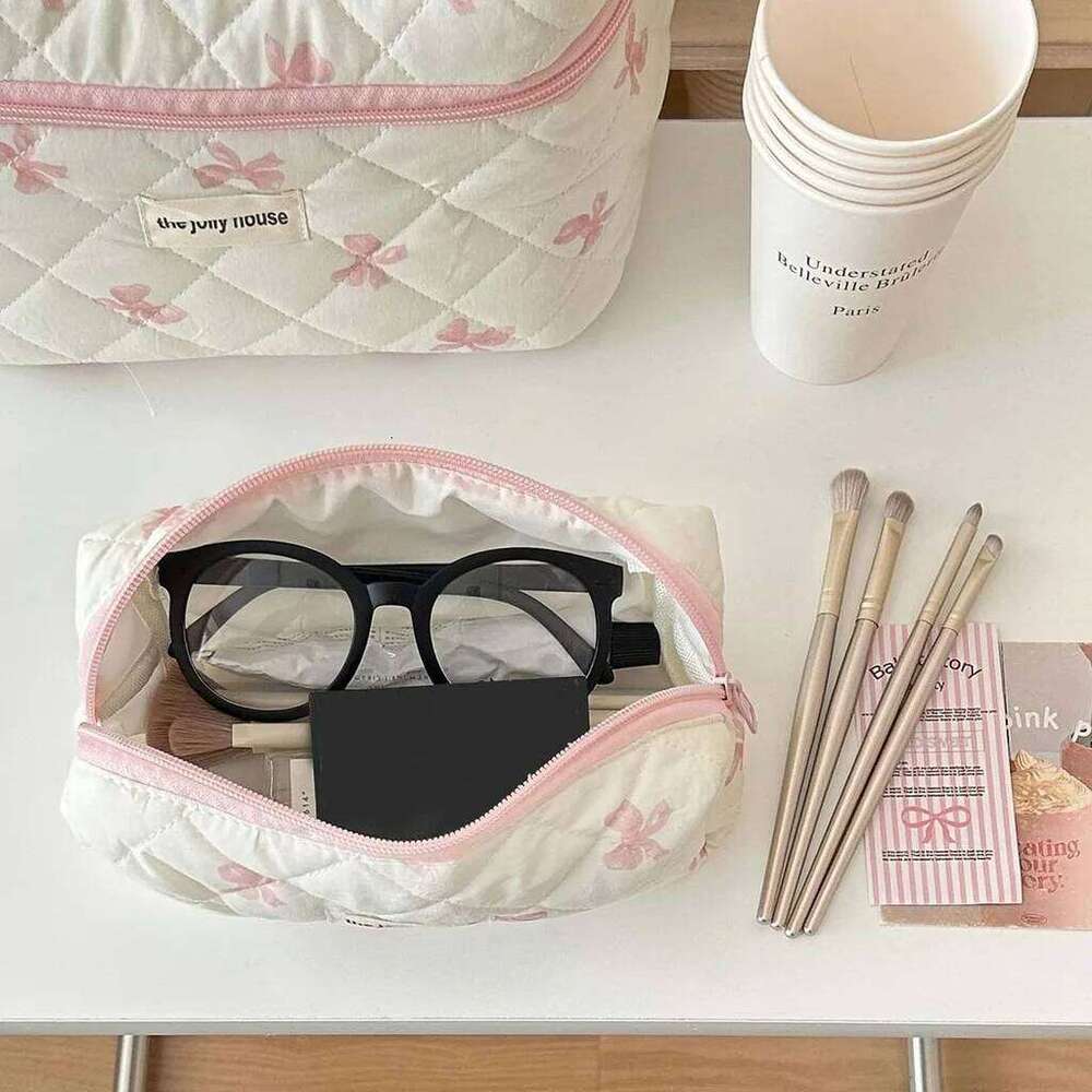 Bow Makeup Large Capacity Portable Travel Toiletry Cosmetics Storage Bag for Girls Y260206