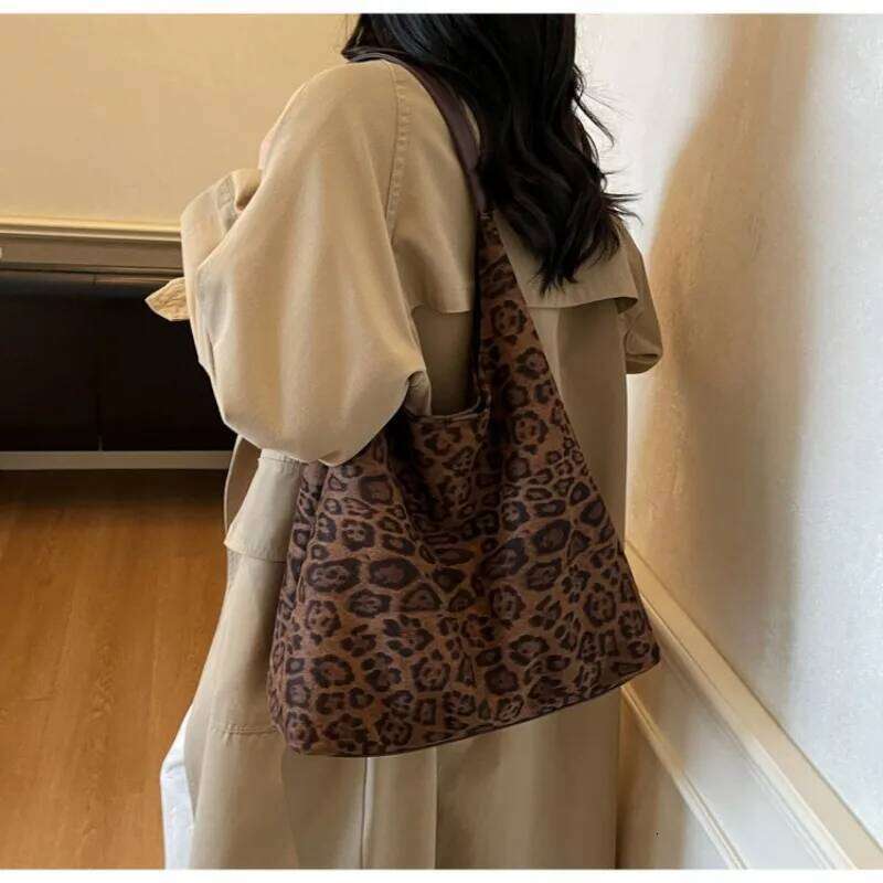 New Retro Casual Shoulder Trendy Fashion Underarm Large Capacity Leopard Print Tote Bag Women Y260205