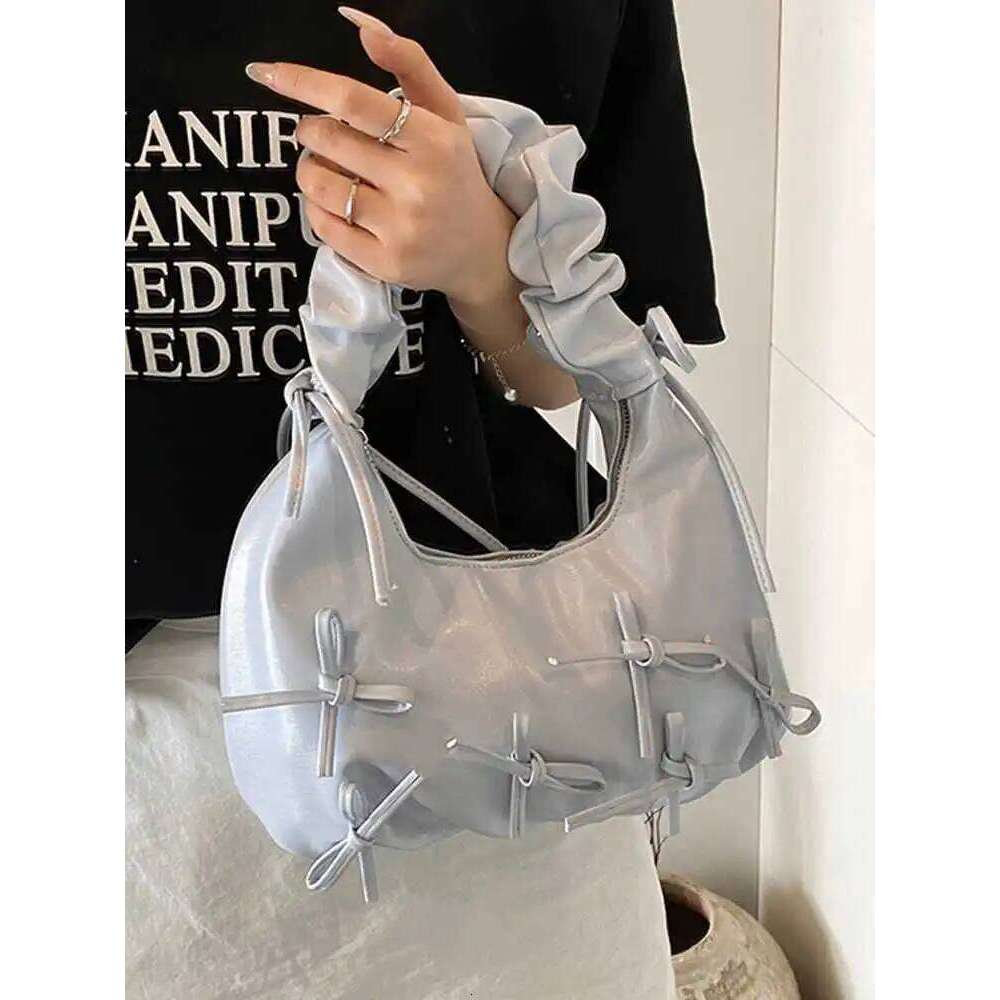 Korean Design Sense Single Shoulder Bags Spring Summer 2025 New Women's Bow Decoration Armpit Bag Niche Commuting Pleated Pack Y260205