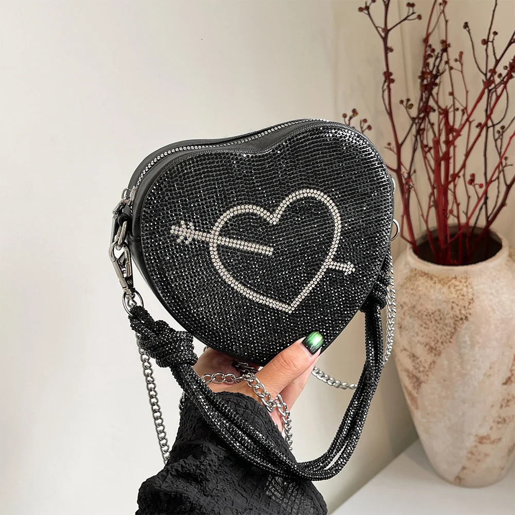 Crossbody Purse for Women Heart Shape Handbag PU Leather Rhinestone Crossbody Bag with Inner Pocket Clutch Purse for Work Travel 260129