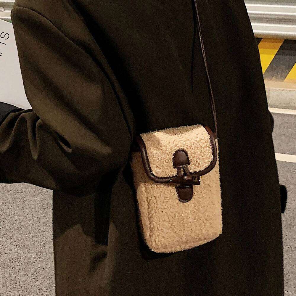 for Autumn and Winter Women's Small New Lightweight Mini Phone Bag, Single Shoulder Crossbody Plush Bag XJ260129
