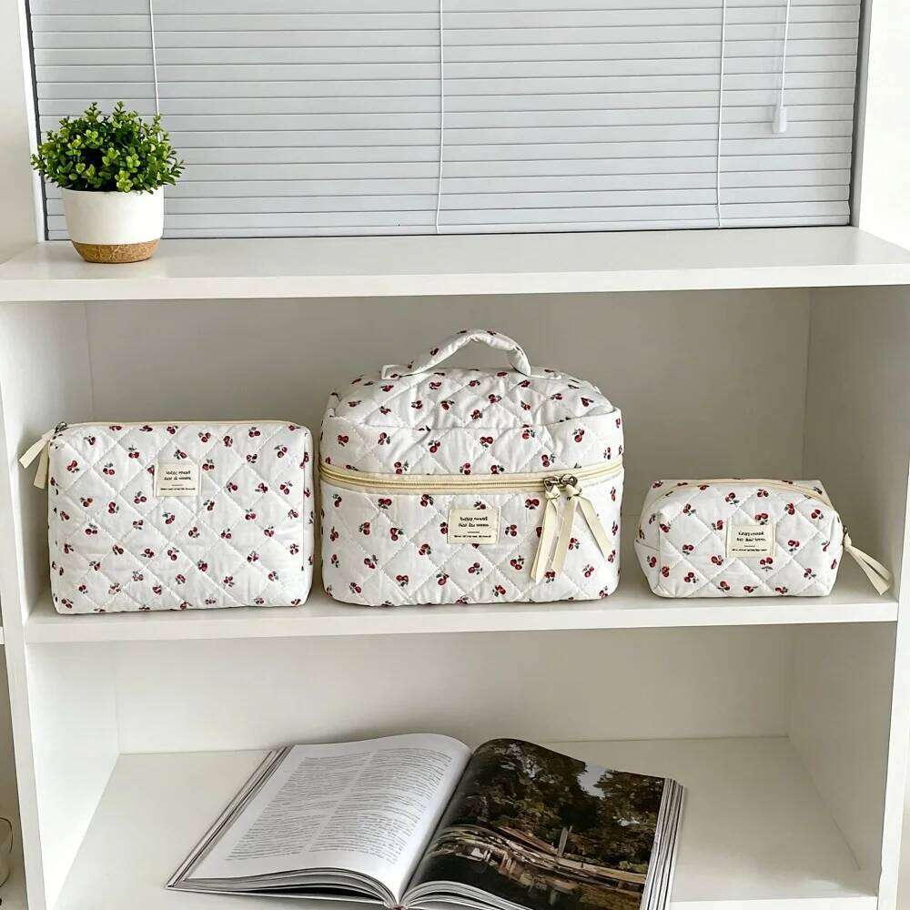 and Cosmetics Organizer Women's Necessaire Gifts for Women Cherry Makeup Cosmetic Cute Large Capacity Pouch Y260206