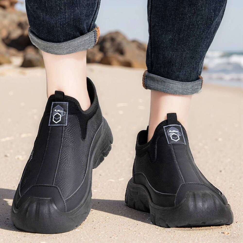 Men's spring comfortable multifunctional casual soft soled sports discounted shoes free shipping