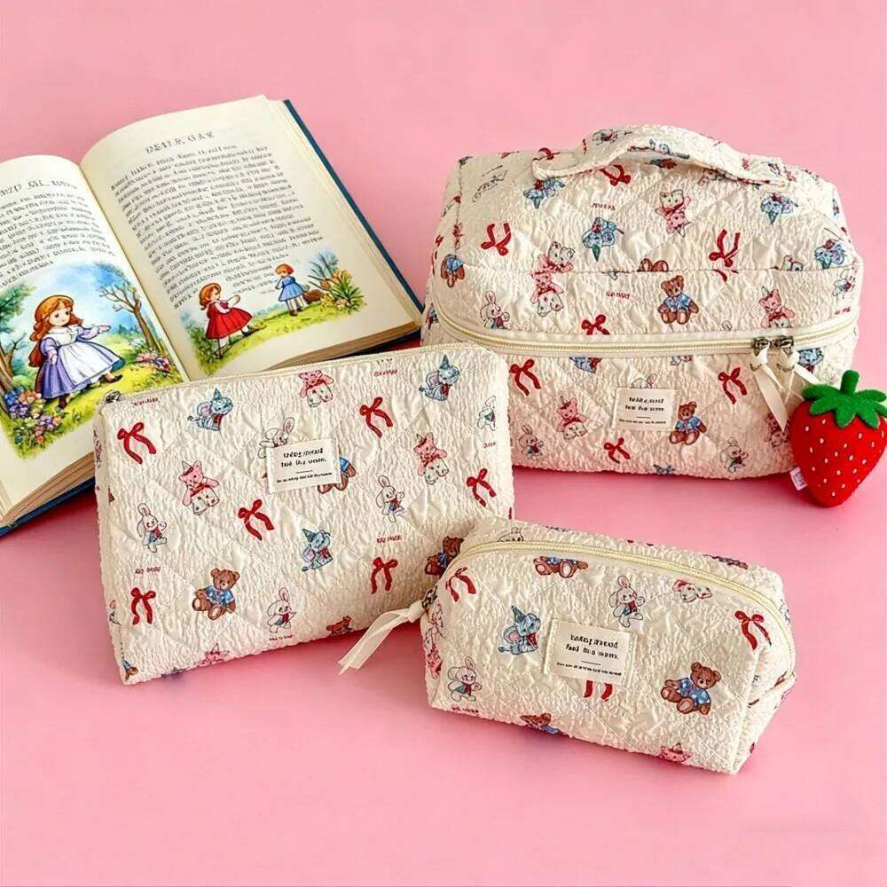 Organizers Toilet Ladies Cute Quilted Travel Cosmetic in Bag Makeup Pouch Large Capacity Y260206