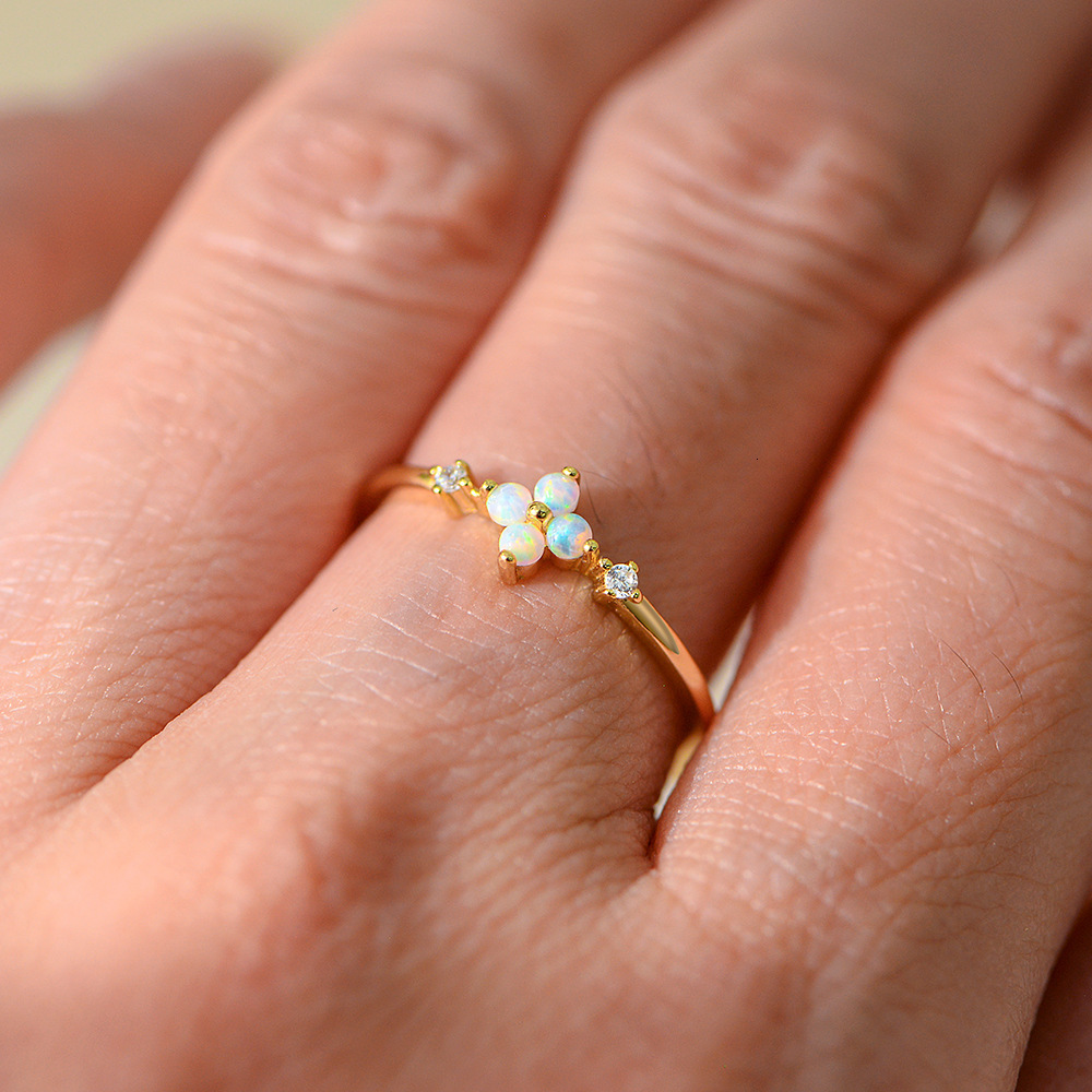 s925 sterling silver opal flower for women, light luxury niche design four-leaf clover ring jewelry
