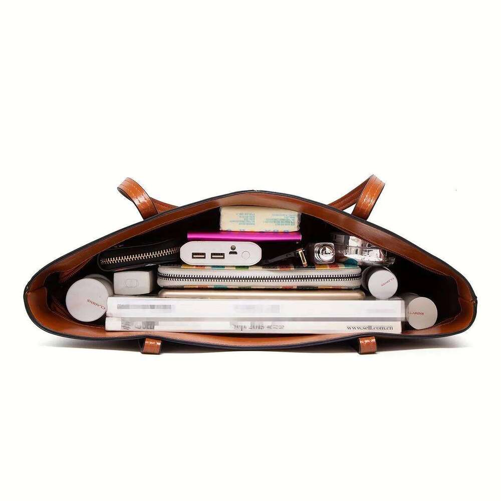 New European and American Fashion Large Capacity Oil Wax Skin Shoulder for Women's Handheld Tote Bag Cross border Manufactur Y260205