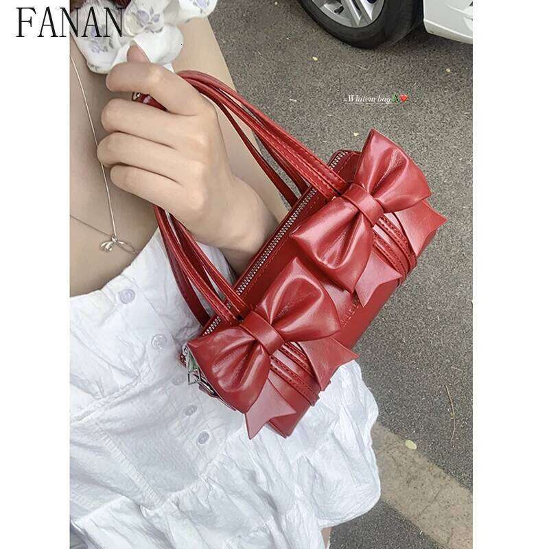 Korean Fashion sweet and cute Top-Handle Underarm Bag for Women Summer fashion 2025 New Red Handheld Crossbody Bags Y260205