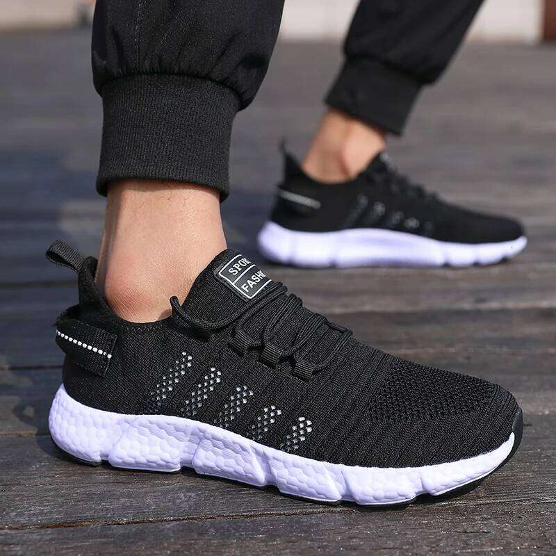 New Men's Cushioned Running Knitted Mesh Breathable Soft Soled Sneakers Fashion Forward Lightweight Outdoor Exercise Shoes