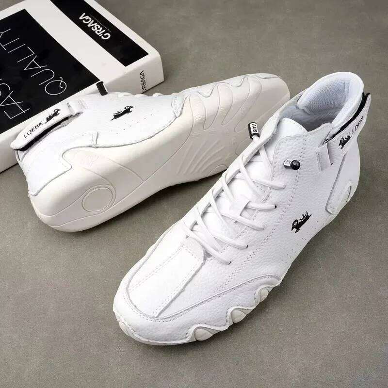 Summer Women's Fashionable Female Designer Women Shoes Breathable Lightweight Comfortable White Motorcycle Boots Sneakers