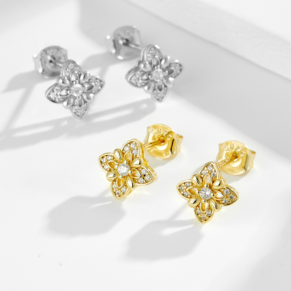 S925 pure silver new style high-end diamond-embellished lucky four-leaf clover earrings, ins niche design, simple earrings