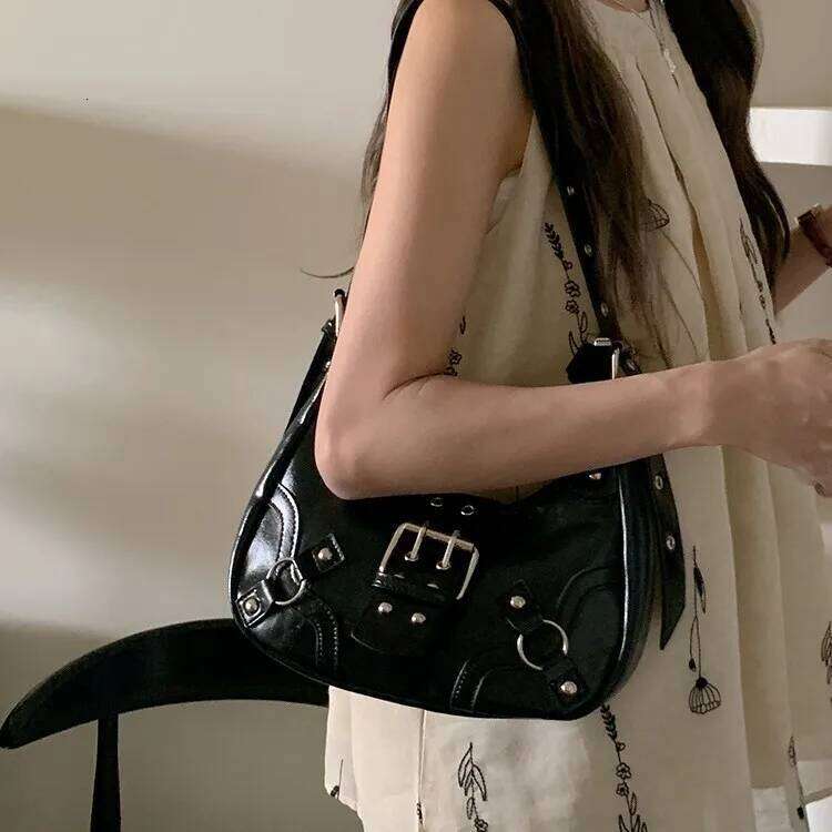Fashion Rivets Women Armpit PU leather Female Shoulder messenger Bag ladies Hand bag Sac A Main black handbag bolsa totes Y260205