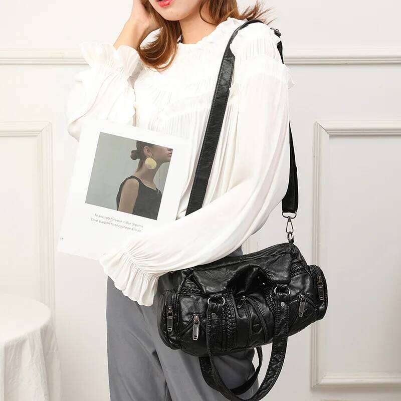 Black Y2k Women Shoulder Vintage Punk Goth Fashion Pu Leather Tote Bag Large Capacity Rivet Motorcycle Handbag Z260207 - view 3