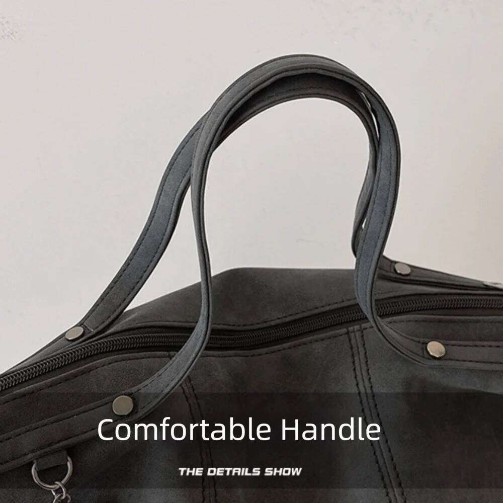 Luxury Large Capacity Shoulder Tassel Rivet Crossbody Bag PU Women's Handbag Women Y260205