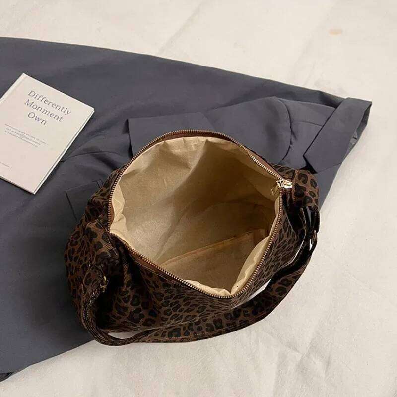 Trendy Leopard Print Womens Tote Lightweight High-capacity Adjustable Shoulder Strap Crossbody Bag For Daily Y260205