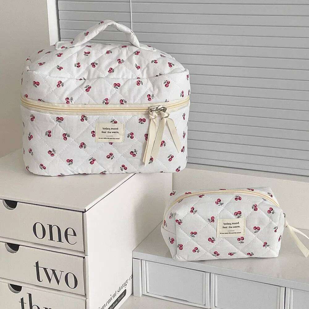 Fashion Cherry Tote Women Bag Sets Portable Cute Ladies Cosmetic Toiletry Kit Storage Pouch Handbag Cotton Quilted Lady Bags Y260206