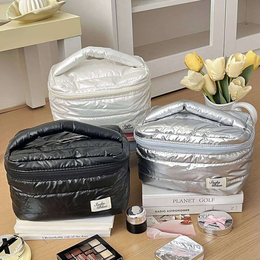 Large Capacity Tote Waterproof Makeup Travel Organizer Women Cosmetic Toiletry Pouch Elegant Ladies Zipper Bag Y260206