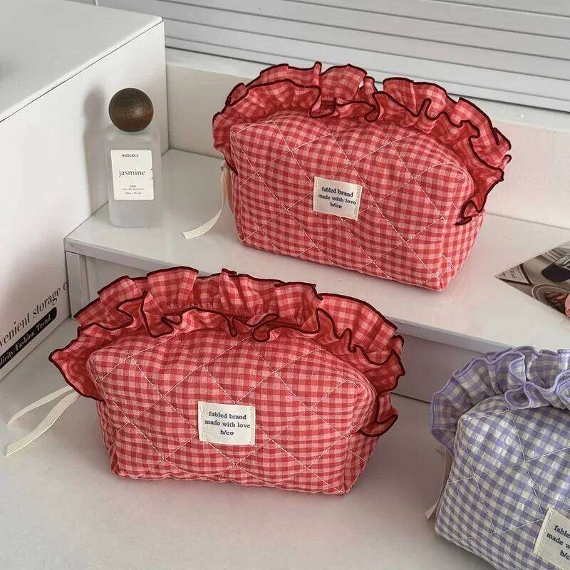Red White Checkered Makeup Bag with Lace Trim Large Capacity Portable Cosmetic Pouch for Women Travel Y260206