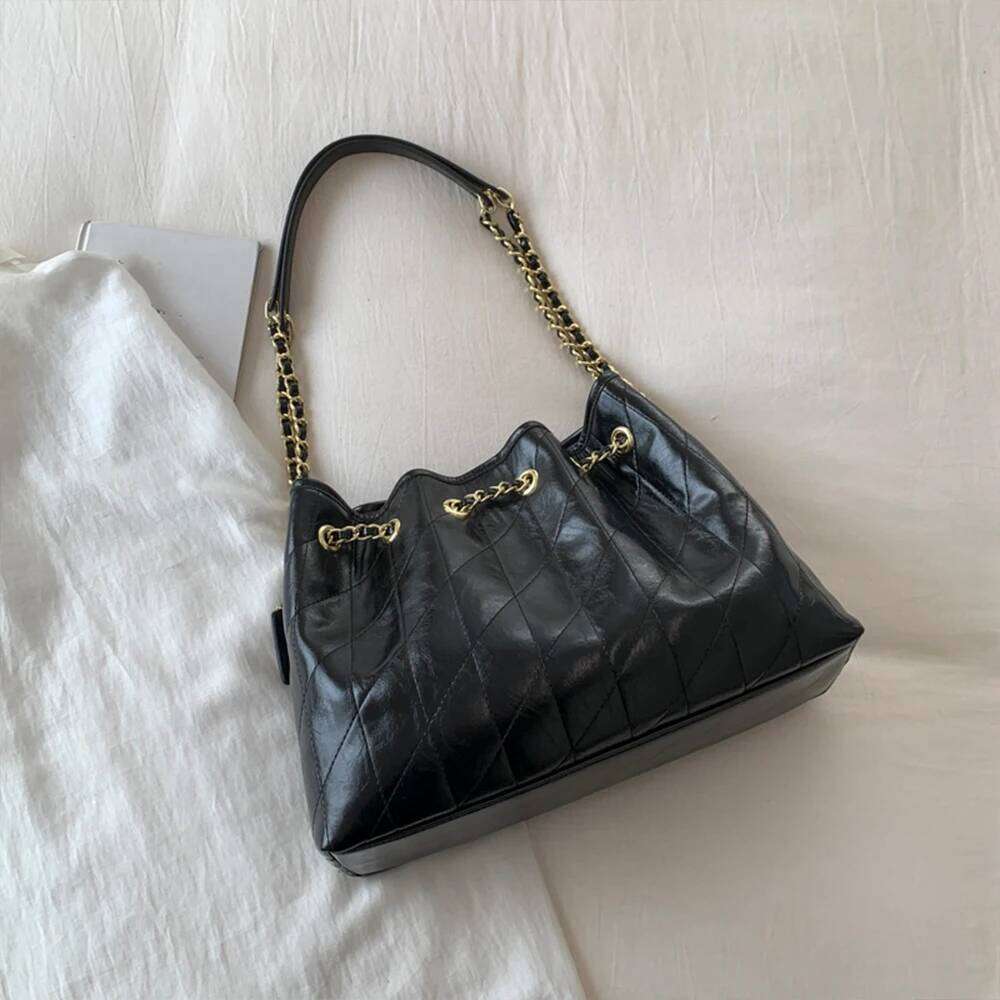 Great-Looking Chain Armpit for Women, New Autumn and Winter Light Luxury Niche High-End Single Shoulder Bag Z260207 - view 3