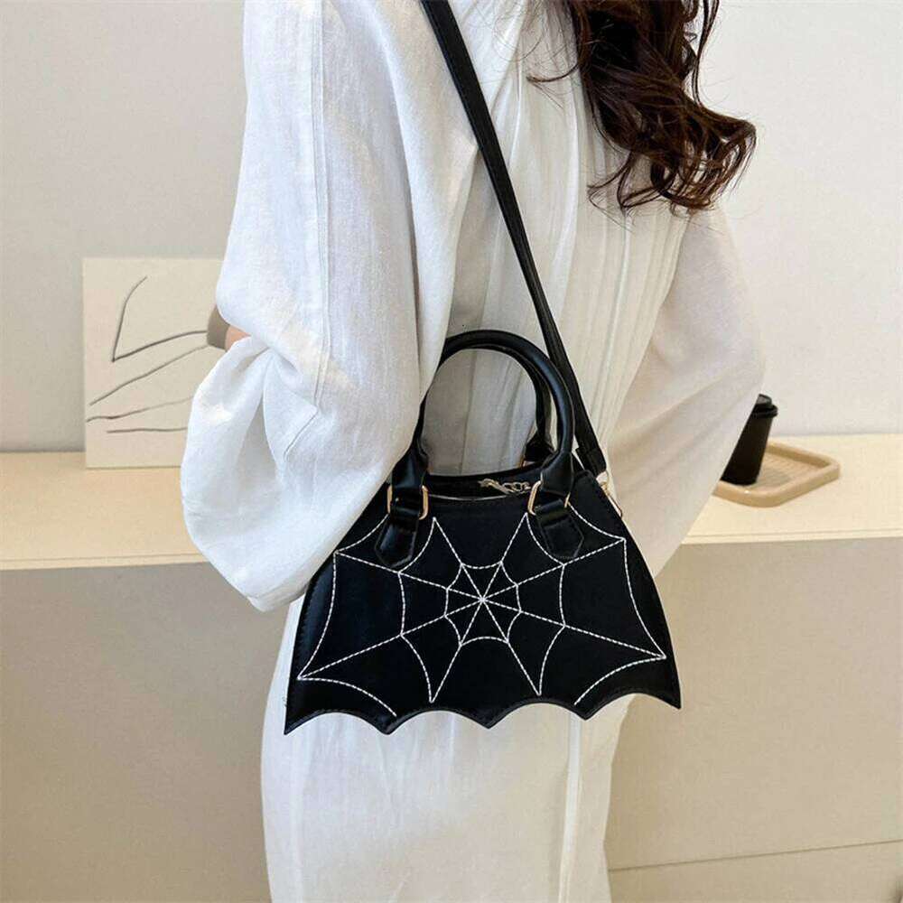 2024 Halloween Novelty Women Crossbody Bag Creative Bat Wing Top-handle Bags Fashion Ladies PU Leather Small Handbags Y260205