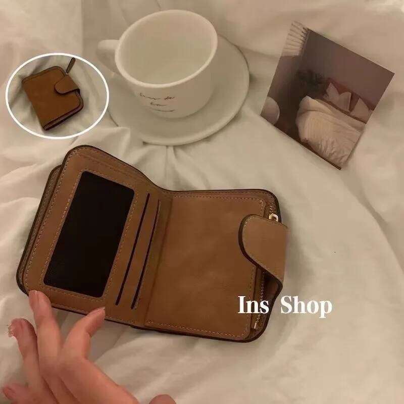 Fashion Women's Short Wallets PU Leather Matte Small Casual Coin Purse Zipper Money Bag Hasp Clutch Credit Card Holder Clip Y260206