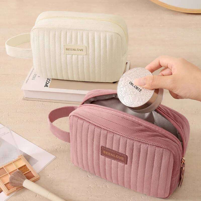 Winter Fall Velvet Cosmetic Bag Large Capacity Portable Makeup Organizer Pouch Multi-Color for Brushes Cosmetics Travel Use Y260206