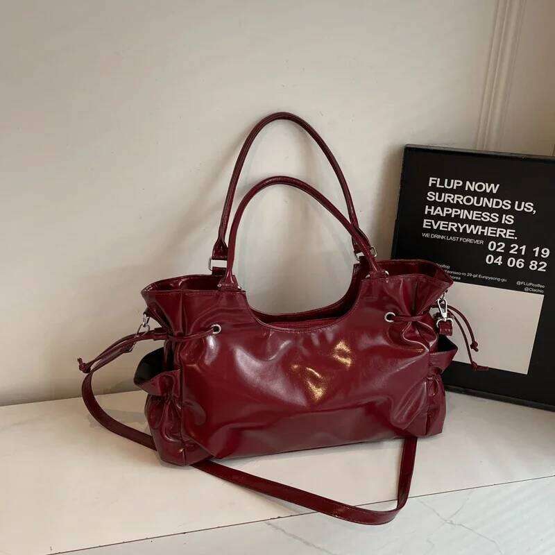 Retro-Styled Grand Smooth PU Women's Shoulder Bag - Multi-Pocket Large-Capacity Adjustable Strap Ideal for Commuting, Outings Y260205