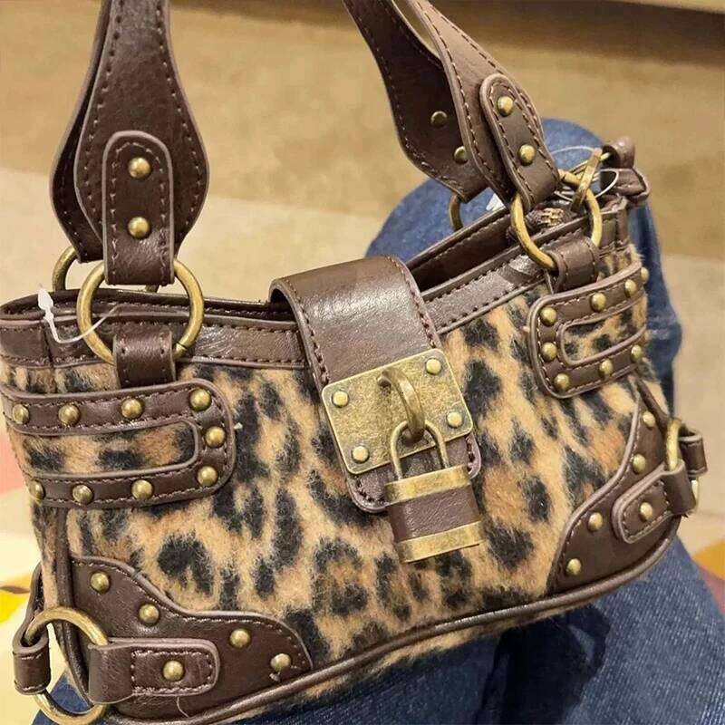 Women's Shoulder Maillard Retro Leopard Bag Spicy Girl Y2k Wasteland Style Vintage Leather Armpit Rivet Handbag Y260205