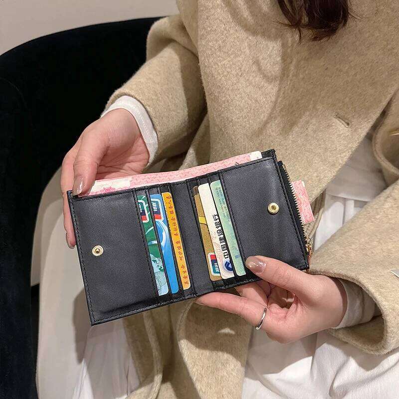 Young Ladies Short PU Leather Wallet Korean Girls Sweet Style Slim Card Holders Cash Bag Casual Cute Purse Women Purses Y260206