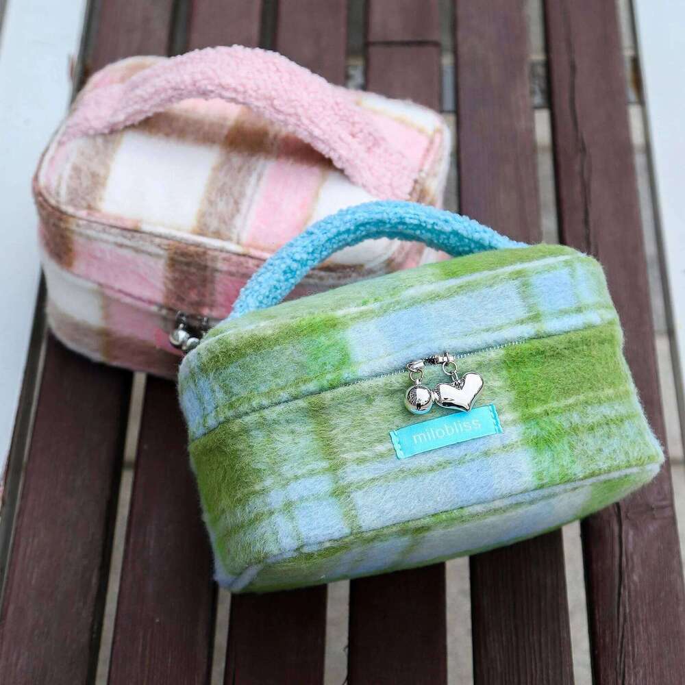 Customized plaid makeup niche fashion, color blocked large capacity storage bag, cute student handheld storag Y260206
