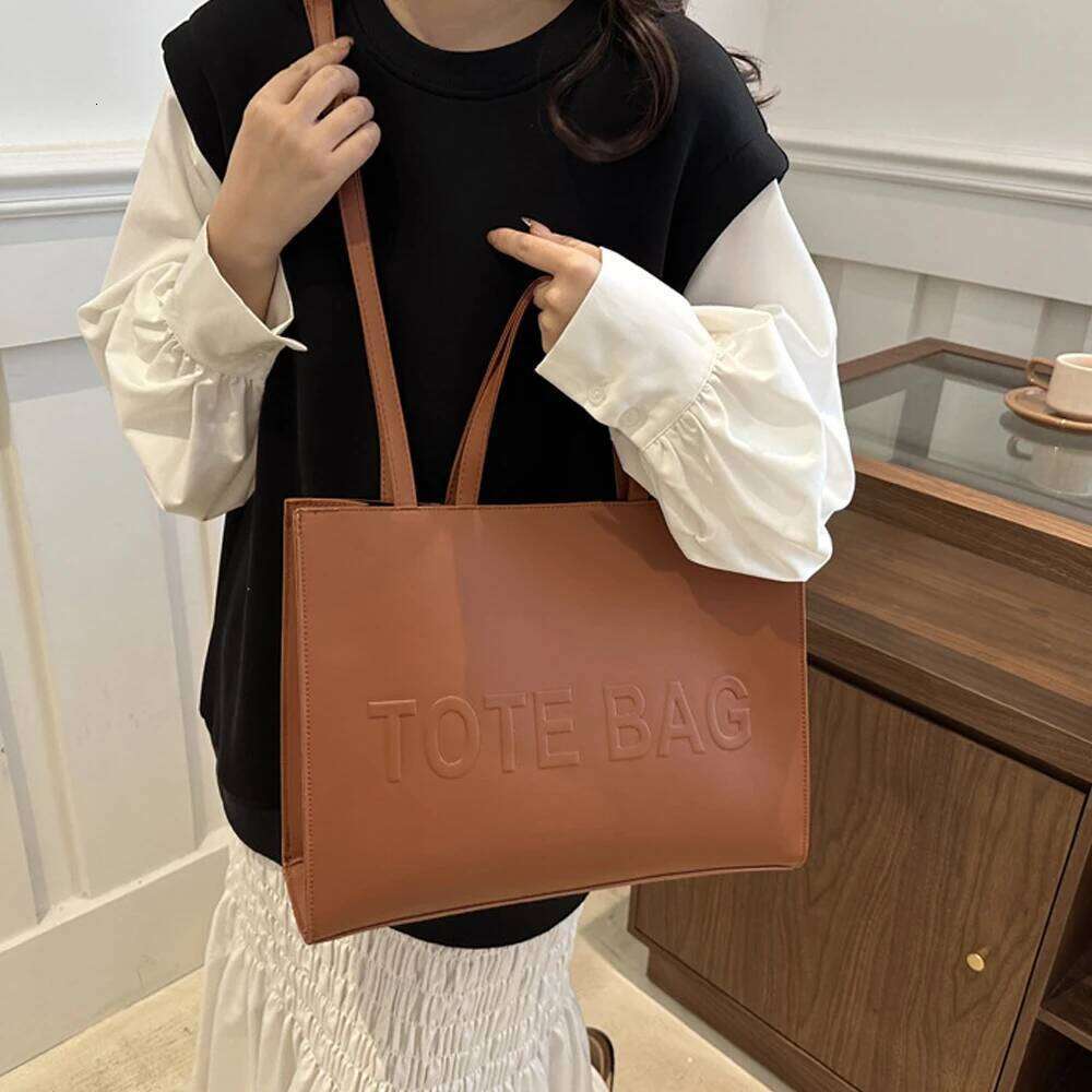 2024 new large capacity simple single shoulder crossbody texture handbag letter indentation class commuting tote bag Z260207 - view 6