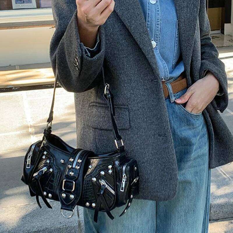 Y2k Women's Motorcycle Retro Pu Leather Handbag Black Punk Style Brand Underarm Luxury Rivet Design Tassel Crossbody Bag Y260205