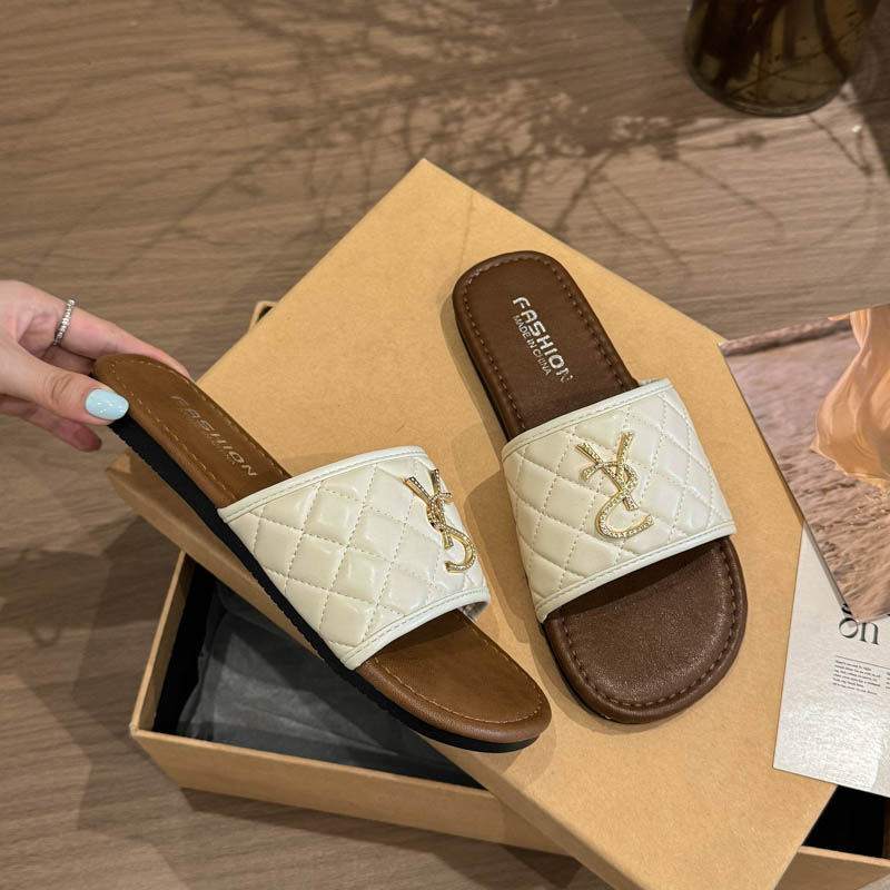 Women Casual Flat Slide Sandals Black Quilted Design with Gold Decor Lightweight Summer Mules Free shipping Fashionable