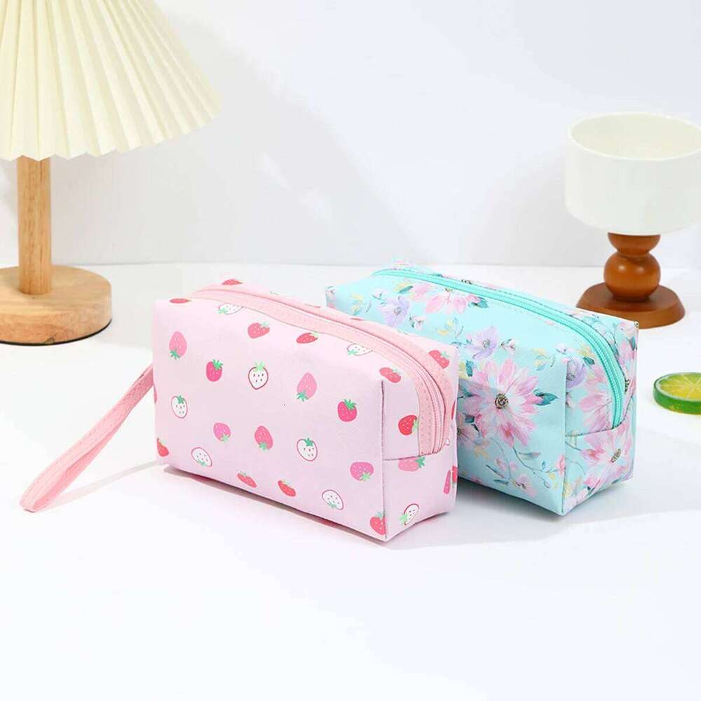 Large capacity waterproof PU makeup bag Small Fresh Portable Skincare Storage Bag Multi functional student pencil case Y260206