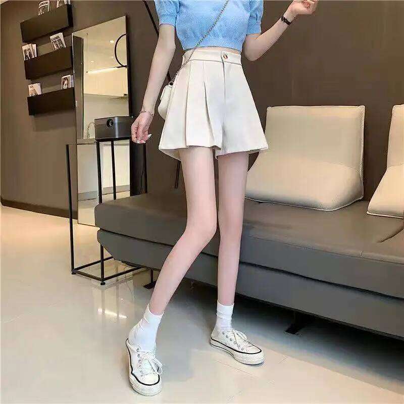 Korean Fashion Simple Sweet High Waist Casual Suit Shorts Women Solid Button Zipper Barrel Pleated Big Size Wide Leg Short Pants XJ260206