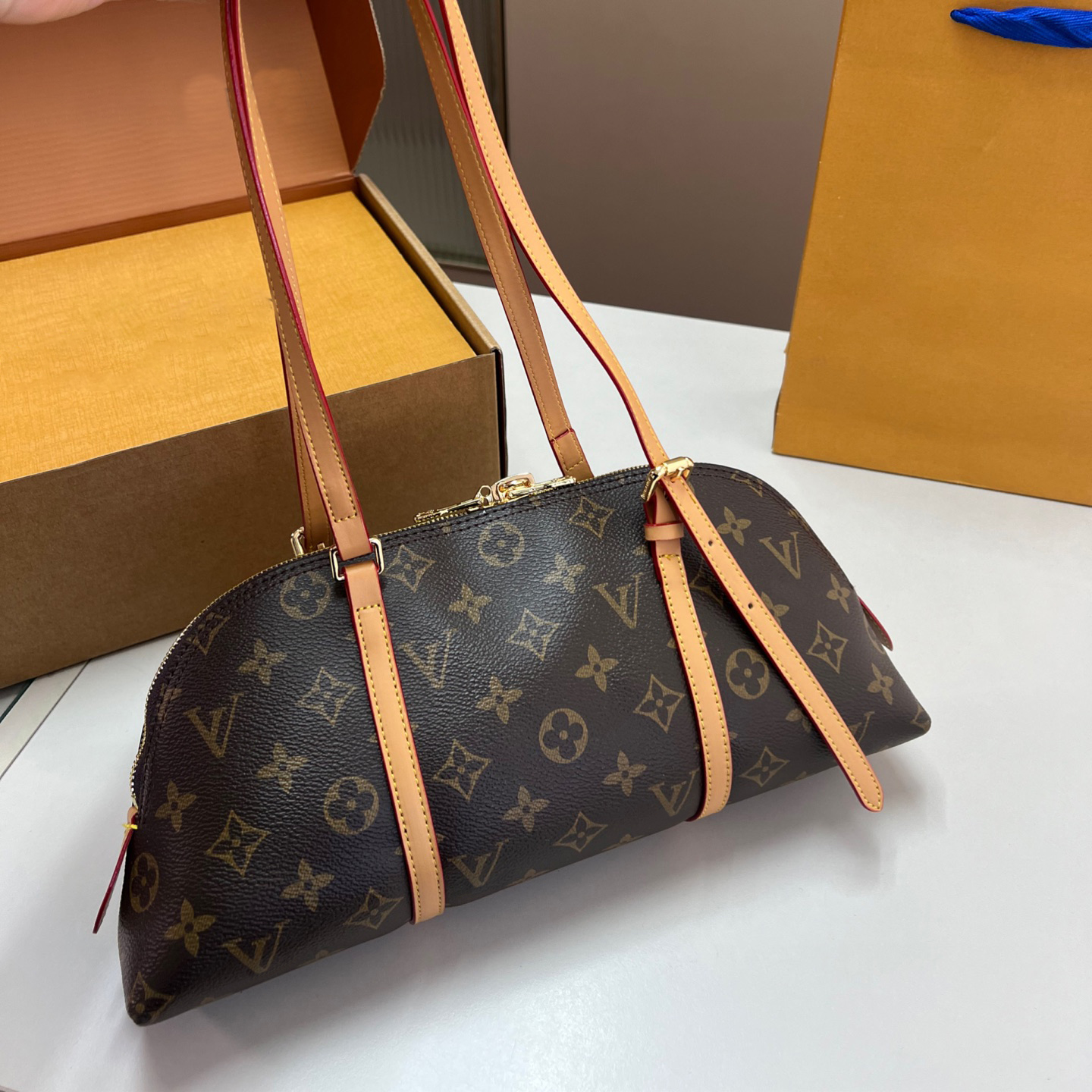 Designer Bag Shell old-fashioned embossed handbag leather Bag Luxury Bag High Quality and leather shoulder strap Bag Women's Wallets Bag Handbags Bag 10A.