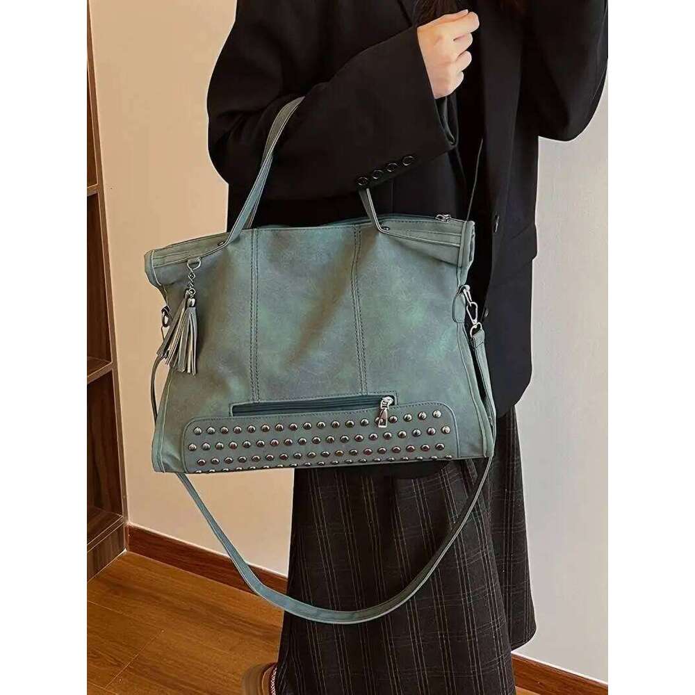 CGCBAG Vintage Designer Luxury Women Tote Casual Lage Capacity Handbags Fashion Rivet Tassel PU Leather Female Shoulder Bag Y260205