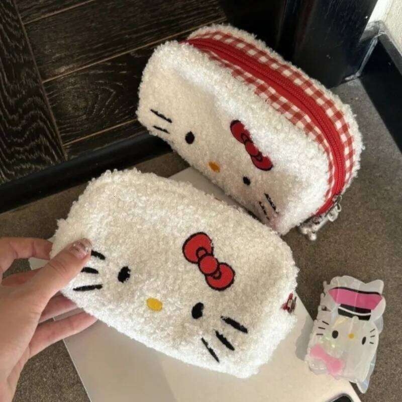 Hello Kitty Plush pouch Women's Cosmetic Travel Clutch Bag Cartoon organizer Portable Toiletry Makeup bag Y260206