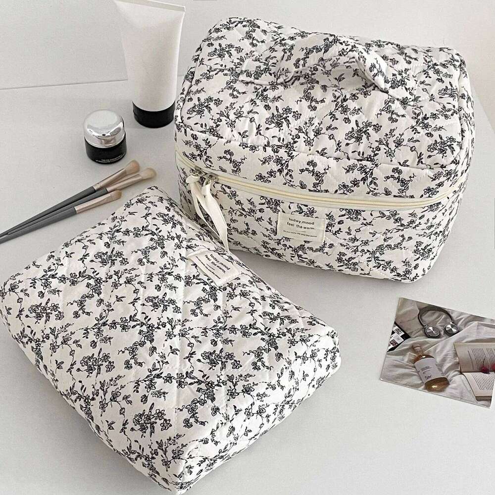Fashion Ins Black Flower Women Quilting Bags Handbag Travel Organizer Cosmetic Makeup Storage Pouch Portable Zipper Tote Bag Y260206