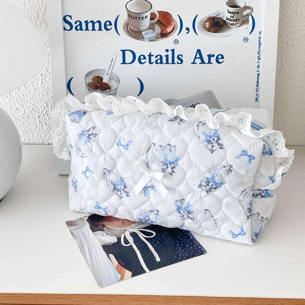 Wholesale Cartoon Cat Lace Women Makeup Travel Organizer Toiletry Cosmrtic Pouch Portable Girls Make Up Zipper Bag Y260206