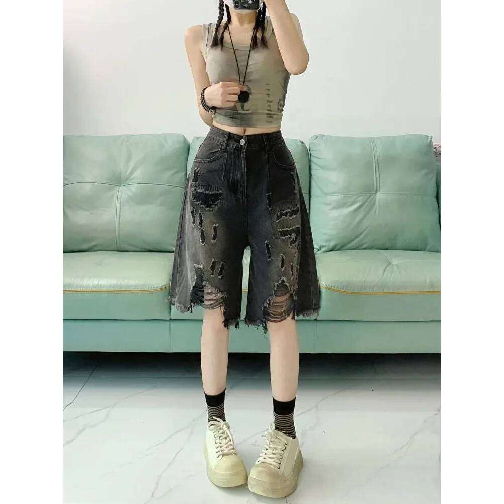 American Vintage Hole Denim For Women Summer High Waist Wide Leg Shorts 2025 New Loose Straight Five-point Pants XJ260206