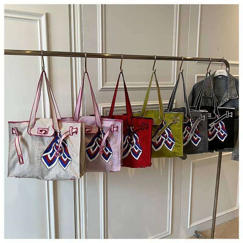 Embroidery Stylish Design Shoulder Bags Creative 2026 New High Quality Large Capacity Youth Sewing Thread Women's Handbags Y260205