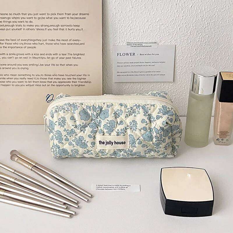 New Bow Cosmetic Flower Makeup Organizer Skincare Perfect Gift Washing Bag For Travel Cosmetics Storage Bags Y260206