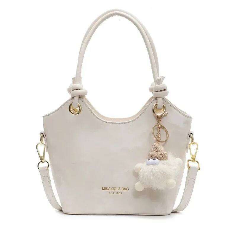 2026 New Sweet Style Zipper PU Women's Shoulder Crossbody Solid Color Popular Commuting Fashion Small Square Bag Y260204