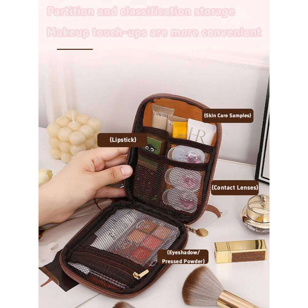1PC Autumn Winter new portable lipstick storage personal touch-up makeup travel skincare products and toiletries bag Y260206