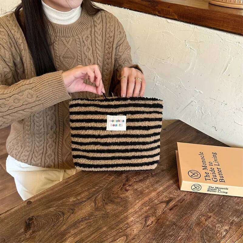 horizontal stripes Color wave makeup Bag, Small Bag Storage Case,Travelling Bags for Ladies,Large Capacity Makeup Brushes Y260206