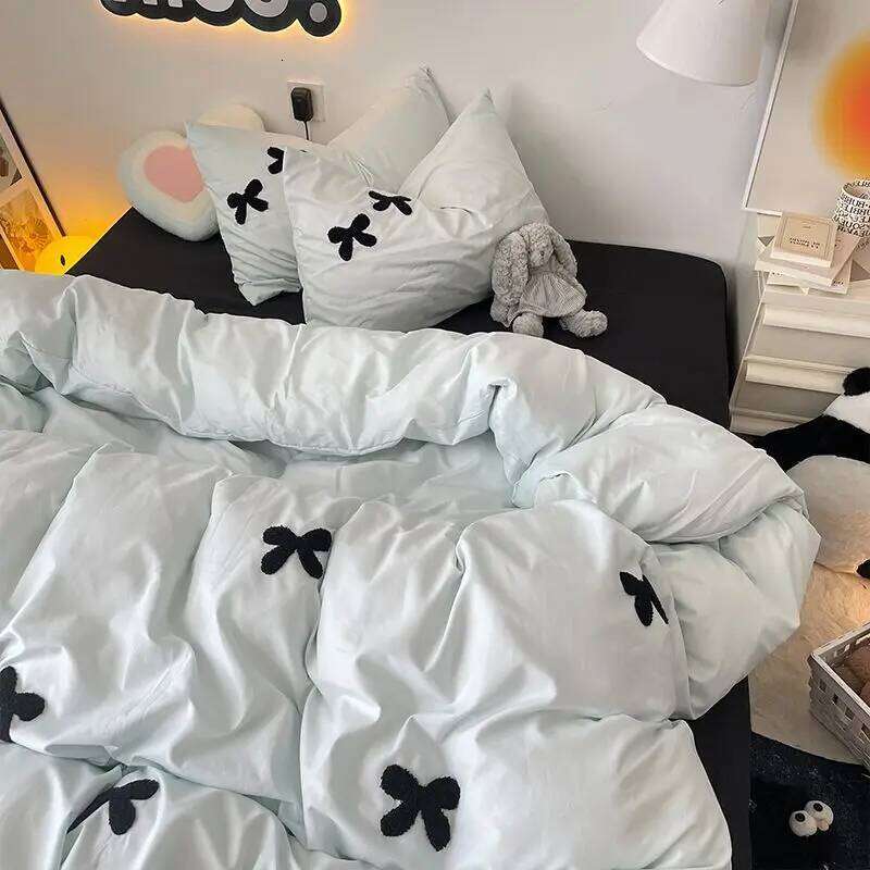 Bedding Set 2024 New Ins Style Minimalist Blue Washing Cotton black bow towel Embroidered Four PIECE Set, 1.5 Bed Sheets XJ260206