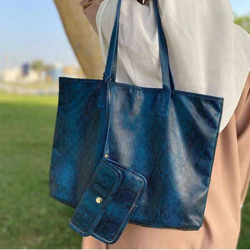 Alirattan New PU Leather Shoulder Shopping for Women Fashion Design Large Capacity Totes Luxury Brand Lady Casual Travel Bag Z260207 - view 4