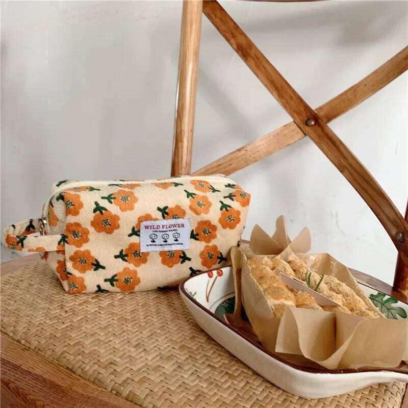 Corduroy Makeup Bags for Women Floral Print Cosmetic Pencil Travel Toiletry Storage Bag Organizer Beauty Case Y260206