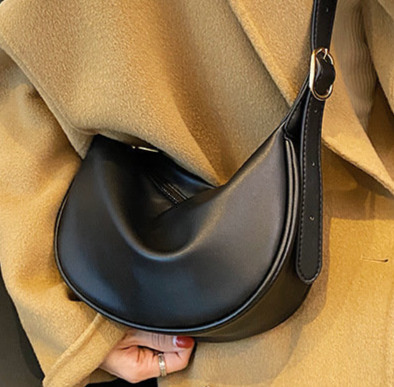 Female Black Maillard Banana Shoulder Bag Medium Pu Leather Ladies Armpit Crossbody Bags Women Roomy Half Moon Handbag 241121