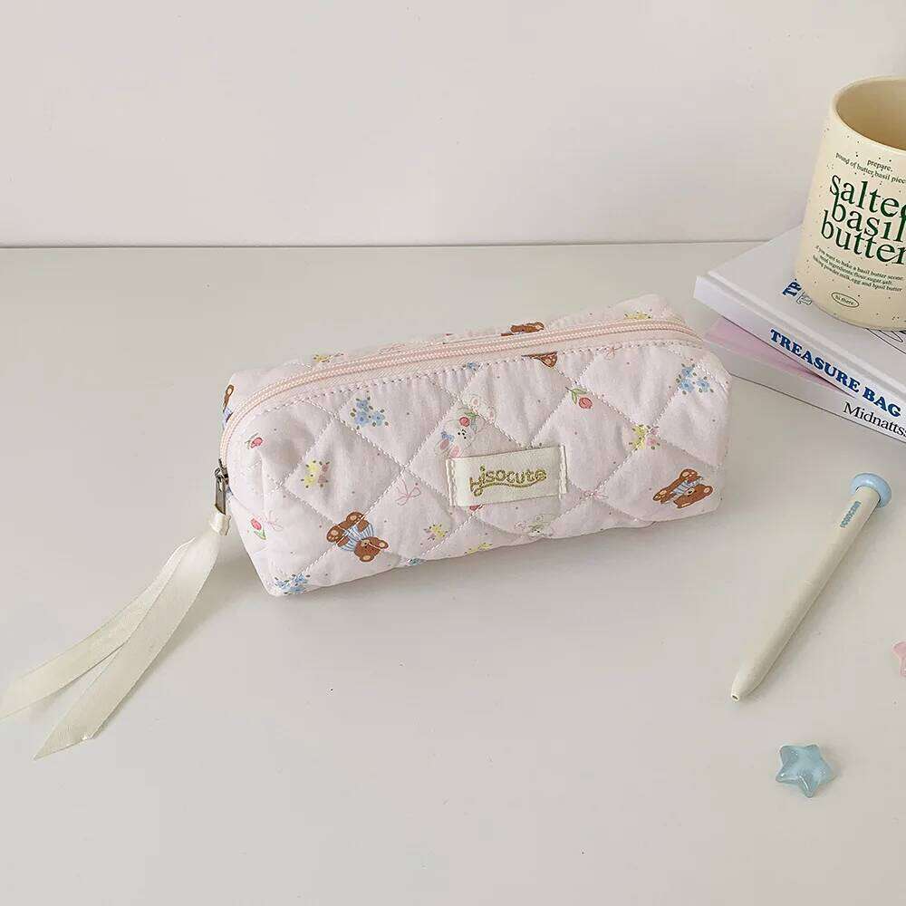 Cute Bear Makeup Bag Multi-Layer Compartments Cosmetic Organizer with Zipper, Portable Travel Toiletry Pouch for Women Girls Y260206